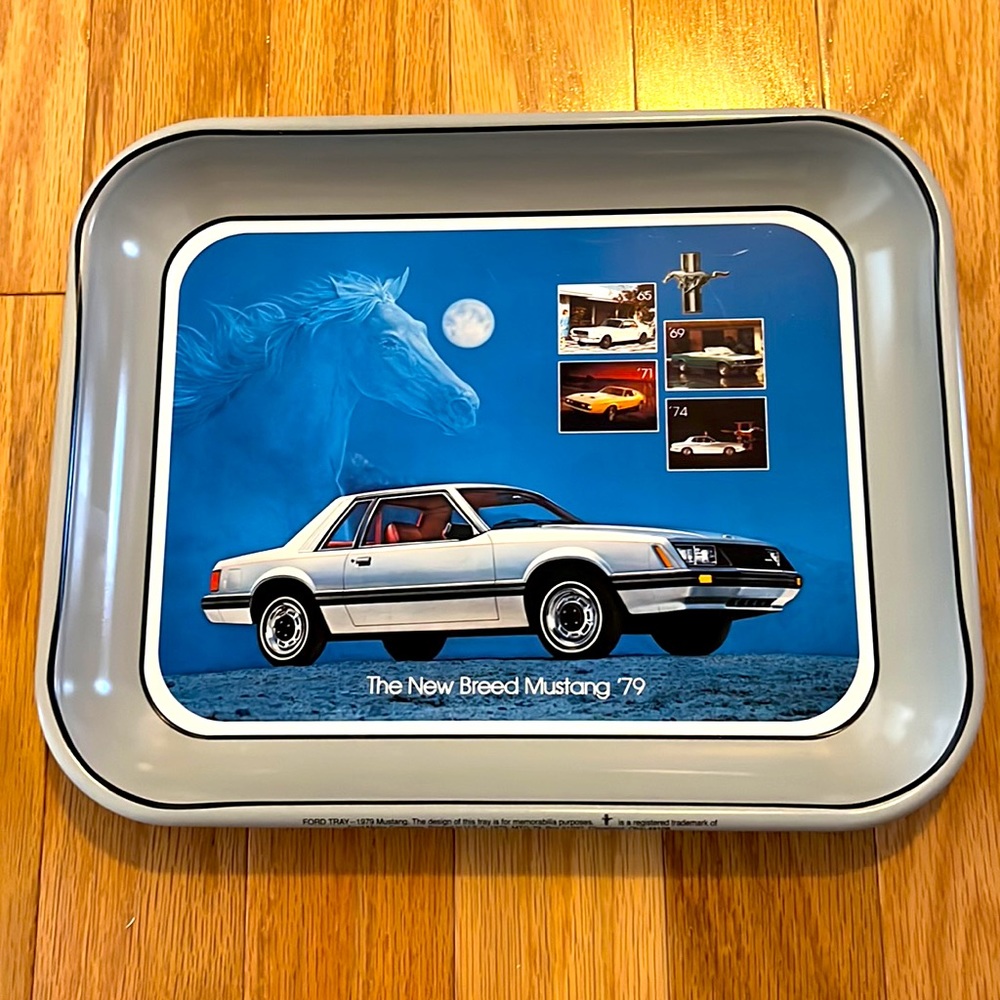 Vintage Ford Mustang Silver Coupe Fox
Body Metal Display Serving Tray 1979